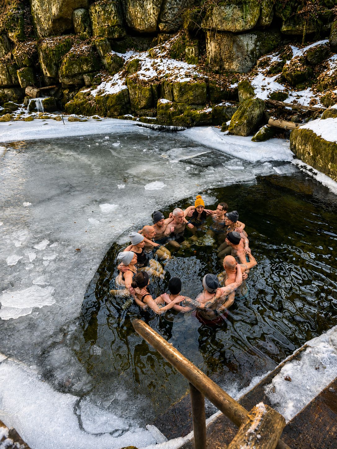 Ice pool cold exposure